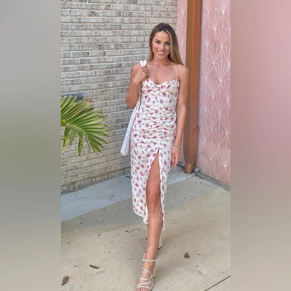 zara pink floral midi dress Zara Floral Midi Dress by Zara